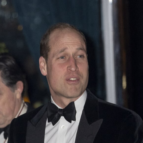 Le prince William, prince de Galles arrive au dîner de gala caritatif "London's Air Ambulance" au Raffles London à Londres le 7 février 2024. 