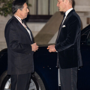 Le prince William, prince de Galles arrive au dîner de gala caritatif "London's Air Ambulance" au Raffles London à Londres le 7 février 2024.