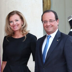 Francois Hollande et Valerie Trierweiler - Diner en l'honneur de Mr Joachim Gauck president federal d'Allemagne au palais de l'Elysee a Paris le 3 septembre 2013. 