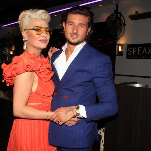 La danseuse ne s'est pas exprimée sur le sujet
Exclusif - Katrina Patchett et ex-compagnon Kylian au Speakasy - Rendez-vous avec Loana lors du 76ème Festival International du Film de Cannes le 25 mai 2023.  © Philippe Baldini/Bestimage
