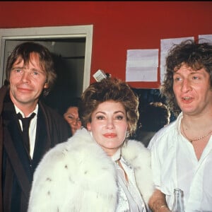 Archives - Patrick Sébastien dans sa loge de L'Olympia après sa première en 1987, avec Pierre Bachelet et Rika Zaraï.