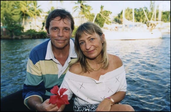 Pierre Bachelet et sa femme Fanfan, à la Martinique, le 15 octpobre 2000.