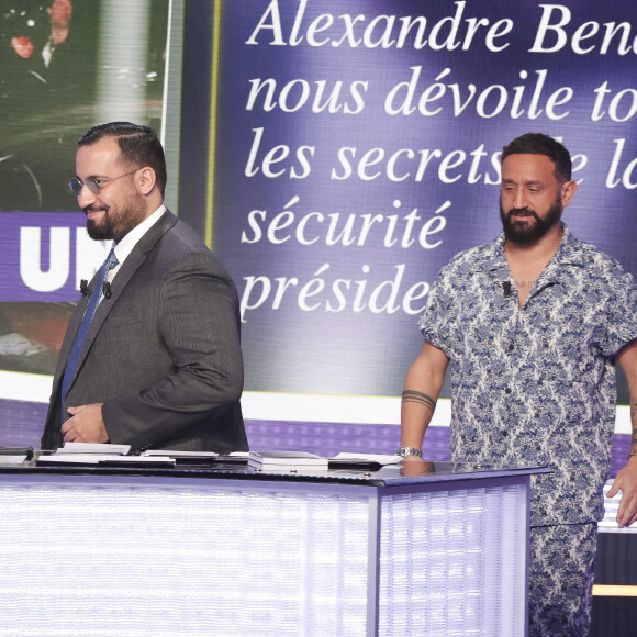 Le premier numéro du talk-show, diffusé le samedi 3 février 2024, avait été suivi par 577.000 téléspectateurs
Exclusif - Alexandre Benalla, Cyril Hanouna sur le plateau de l'émission "Face à Hanouna" présentée C.Hanouna et diffusée sur C8 le 17 février 2024 - Paris le 15 février 2024 - © Jack Tribeca / Bestimage 