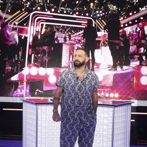 Exclusif - Cyril Hanouna sur le plateau de l'émission "Face à Hanouna" présentée C.Hanouna et diffusée sur C8 le 17 février 2024 - Paris le 15 février 2024 - © Jack Tribeca / Bestimage 