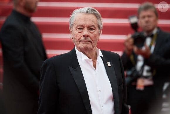 Images sur lesquelles on constate qu'il a gardé son regard déterminé
Alain Delon lors de première du film "Une Vie Cachée Life" lors du 72ème Festival International du Film de Cannes, France, le 19 mai 2019. 