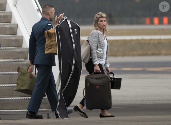 Natasha Archer, la styliste de la duchesse - Le prince William, duc de Cambridge, et Kate Catherine Middleton, duchesse de Cambridge, à leur arrivée à Whitehorse en territoire Yukon à l'occasion de leur voyage au Canada. Le 27 septembre 2016 