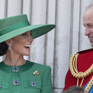 Kate Catherine Middleton, princesse de Galles, le prince William de Galles - La famille royale d'Angleterre sur le balcon du palais de Buckingham lors du défilé "Trooping the Colour" à Londres. Le 17 juin 2023
