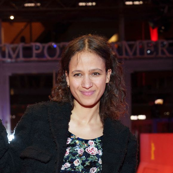 Mati Diop Gewinnerin Goldener Bär für Besten Film - Tapis rouge de la cérémonie de clôture de la 74ème édition du festival international du film de Berlin, la Berlinale, le 24 février 2024.
