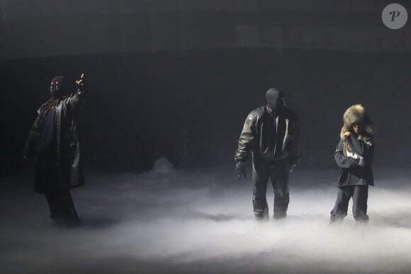 Kanye West et sa fille North West, showcase de l'album "Vultures" à Las Vegas.