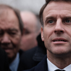 Le président français Emmanuel Macron accompagné du directeur général de la Solideo Nicolas Ferrand, Tony Estanguet et de la ministre française des Sports et des Jeux olympiques Amélie Oudea-Castera lors de sa cérémonie d'inauguration le village olympique de Paris 2024 à Saint-Denis, France, le 29 février 2024. © Anton Karliner/Pool/Bestimage