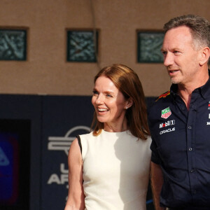 Geri Halliwell et son mari Christian Horner avant le Bahrain Grand Prix à Sakhir, Barhain le 2 mars 2024
