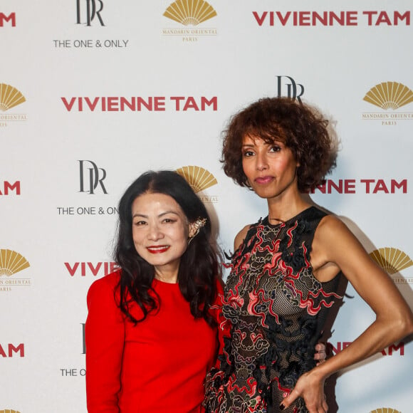 Exclusif - La créatrice Vivienne Tam et Sonia Rolland - Défilé Vivienne Tam femme automne-hiver 2024-2025 lors de la Fashion Week de Paris au palais de Tokyo. Le 2 mars 2024. © Christophe Clovis/Bestimage