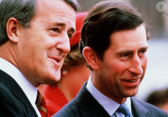 Brian Mulroney et le prince Charles à Vancouver le 2 mai 1986. © The Canadian Press via ZUMA Press)