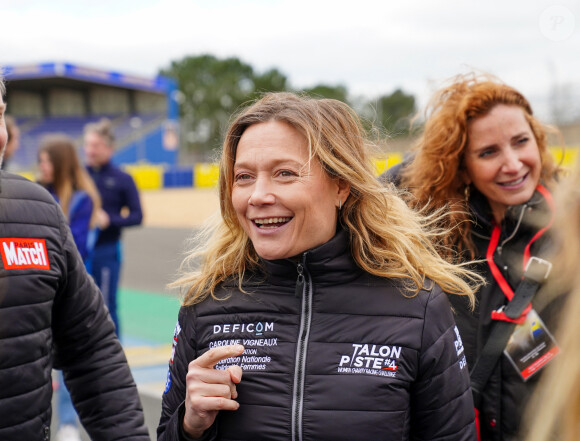 Exclusif - Caroline Vigneaux lors de la 4e édition du challenge automobile caritatif "Talon Piste" sur le circuit Bugatti au Mans le 19 mars 2023. © Anne-Sophie Guebey / Bestimage