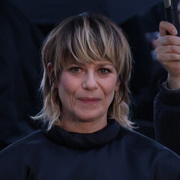 Marina Foïs - Arrivées au défilé de mode Louis Vuitton collection femme automne/hiver 2024-2025 au Louvre à Paris (PFW) le 5 mars 2024. © Denis Guignebourg / Bestimage 