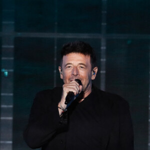 Exclusif - Patrick Bruel - Enregistrement de l'émission "Paris 2024 le concert événement...dans un an les jeux" sur le parvis de l'Hôtel de Ville de Paris, diffusée le 25 juillet sur France 2 à 21h10. Le 3 juillet 2023 © Tiziano Da Silva-Christophe Clovis / Bestimage