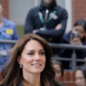 Annoncée dans un premier temps présente pour Trooping the Colour en juin prochain
Catherine (Kate) Middleton, princesse de Galles, inaugure la nouvelle unité de chirurgie de jour pour enfants "Evelina" à l'hôpital Guy's et St Thomas de Londres, Royaume Uni, le 5 décembre 2023. 