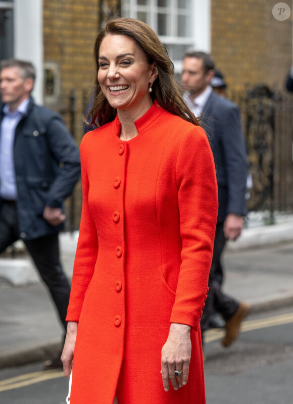 Kate Catherine Middleton, princesse de Galles, s'est rendue au pub Dog and Duck, à l'occasion de sa visite dans le quartier SoHo de Londres. Le 4 mai 2023 