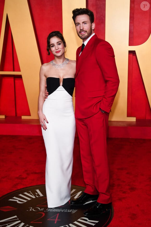 Chris Evans et Alba Baptista à la Vanity Fair Oscar Party le 10 mars 2024 à Beverly Hills, CA. © Anthony Behar/SPUS/ABACAPRESS.COM