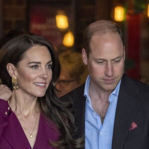 Le prince William, prince de Galles, et Catherine (Kate) Middleton, princesse de Galles, en visite à Birmingham, le 20 avril 2023.