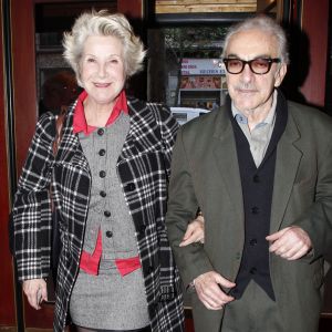 Danièle Gilbert et son compagnon Patrick Semana au théâtre à Paris, le 3 avril 2012.