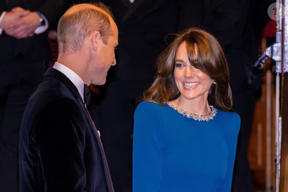 Lors de leur deuxième jour d'une visite de trois jours à Londres, Kate Middleton a assisté au Royal Variety Performance au Royal Albert Hall.