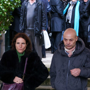 "Elle a une très forte personnalité et je crois qu'elle est assez souvent critique en ce qui me concerne", expliquait-il en 2023.
Mazarine Pingeot et son mari Didier Le Bret - Obsèques de Frédéric Mitterrand en l'église Saint-Thomas d'Aquin à Paris. Le 26 mars 2024. © Jacovides-Moreau / Bestimage