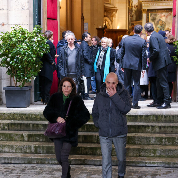 Mazarine Pingeot s'est également rendue en l'église Saint Thomas d'Aquin avec son mari Didier Le Bret.
Mazarine Pingeot et son mari Didier Le Bret - Obsèques de Frédéric Mitterrand en l'église Saint-Thomas d'Aquin à Paris. Le 26 mars 2024. © Jacovides-Moreau / Bestimage