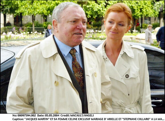 Jacques Martin et sa femme Céline - Mariage d'Arielle et Stéphane Collaro à la mairie de Levallois-Perret