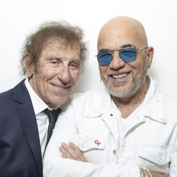 comme Alain Souchon et Pascal Obispo
Exclusif - Alain Souchon et Pascal Obispo en backstage du concert du gala des 20 ans de la fondation Recherche Alzheimer "2 générations chantent pour la 3ème" à l'Olympia à Paris le 18 mars 2024. © Cyril Moreau / Bestimage