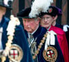 Le média The Sun a dévoilé une photo de la file atteignant le kilomètre ! Du jamais vu 
Le prince Charles, prince de Galles, lors de la cérémonie annuelle de l'Ordre de la Jarretière (Garter Service) au château de Windsor. Le très noble ordre de la Jarretière (Most Noble Order of the Garter) est le plus élevé des ordres de chevalerie britanniques créé par le roi Edouard III. L'ordre inclut aussi des membres supplémentaires de la famille royale ou des souverains étrangers, appelés "chevaliers et dames surnuméraires". Cette année, la reine Elizabeth II d'Angleterre a installé deux nouveaux chevaliers dans l'Ordre de la Jarretière, le roi Felipe VI d'Espagne et le roi Willem-Alexander des Pays-Bas. Windsor, le 17 juin 2019. 