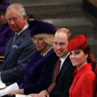 Kate Middleton et Charles malades : les fans réunis devant le château de Windsor en soutien, l'image impressionnante