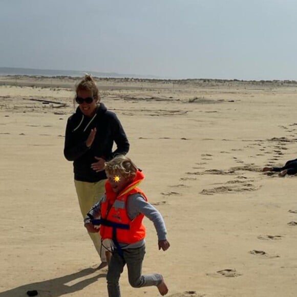 Agathe Lecaron partage de rares photos d'elle avec son mari François Pellissier ainsi que leurs enfants Gaspard et Félix.