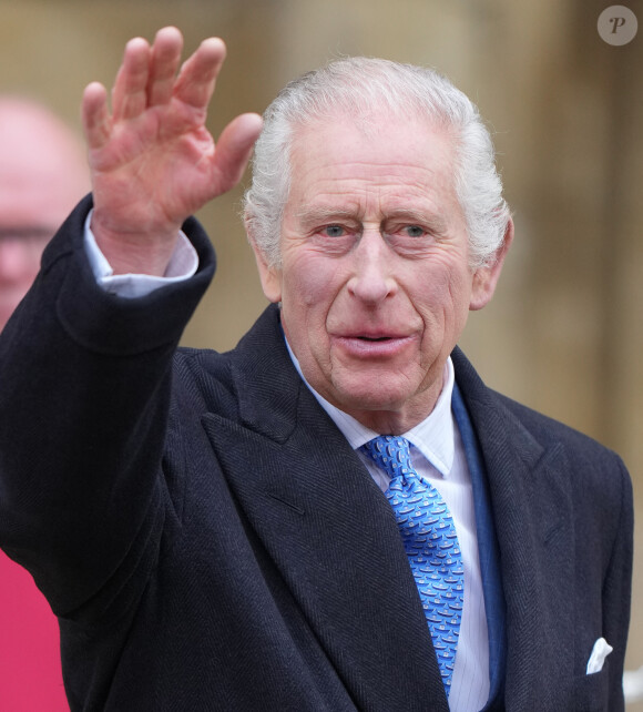 En tout cas, cette sortie pour la messe de Pâques est plutôt une bonne nouvelle pour lui ! 
Le roi Charles III d'Angleterre - Les membres de la famille royale britannique arrivent à la chapelle Saint-George pour assister à la messe de Pâques. Windsor, le 31 mars 2024.