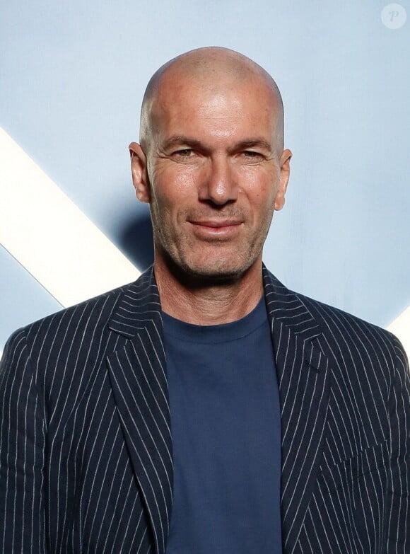 Zinedine Zidane présent pour la soirée de lancement du nouveau parfum Montblanc
 
Exclusif - Zinédine Zidane - Soirée de lancement du parfum Montblanc "Legend Blue" au Victoria à Paris. © Rachid Bellak/Bestimage