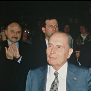 Renaud, Miou Miou, Claude Berri, Jean Carmet et le président François Mitterrand à la première du film Germinal, à Lille en septembre 1993.