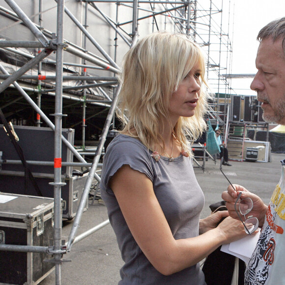 Le chanteur français Renaud Sechan et Romane Serda en juillet 2005 en Belgique. Photo by AV PRESS/ABACAPRESS.COM