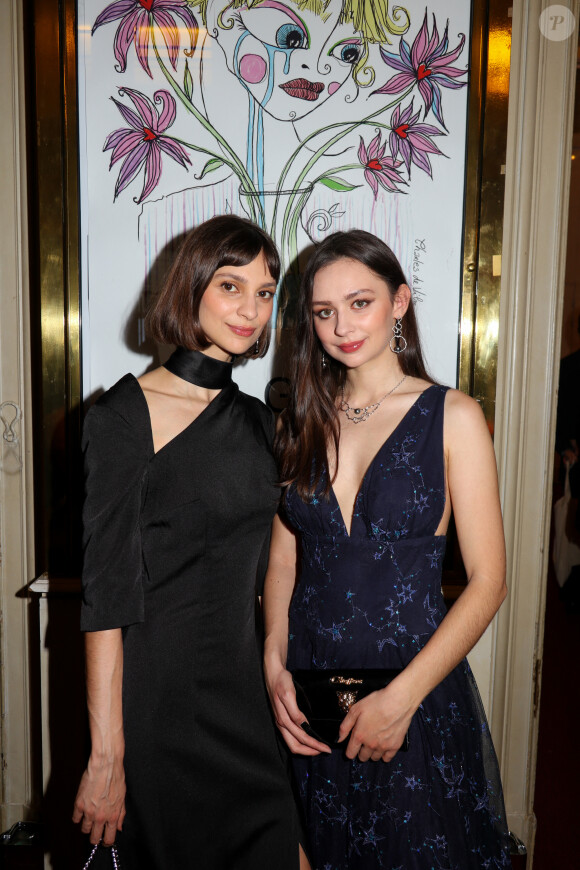 Adèle et Agathe de Fontenay, robes Christophe Guillarme - parées par Iza B - pochettes Carmen Steffens - Soirée de Gala "Enfance Majuscule" au profit de l'enfance maltraitée à la Salle Gaveau à Paris le 19 juin 2023. © Christophe Guillarmé via Bestimage