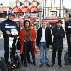 Geoffroy Thiebaut, Chrystelle Labaude, Farid Khider, Viktor Vincent et Yoann Fréget - Lancement du Festival de Saint Quentin. Le 20 mars 2014
