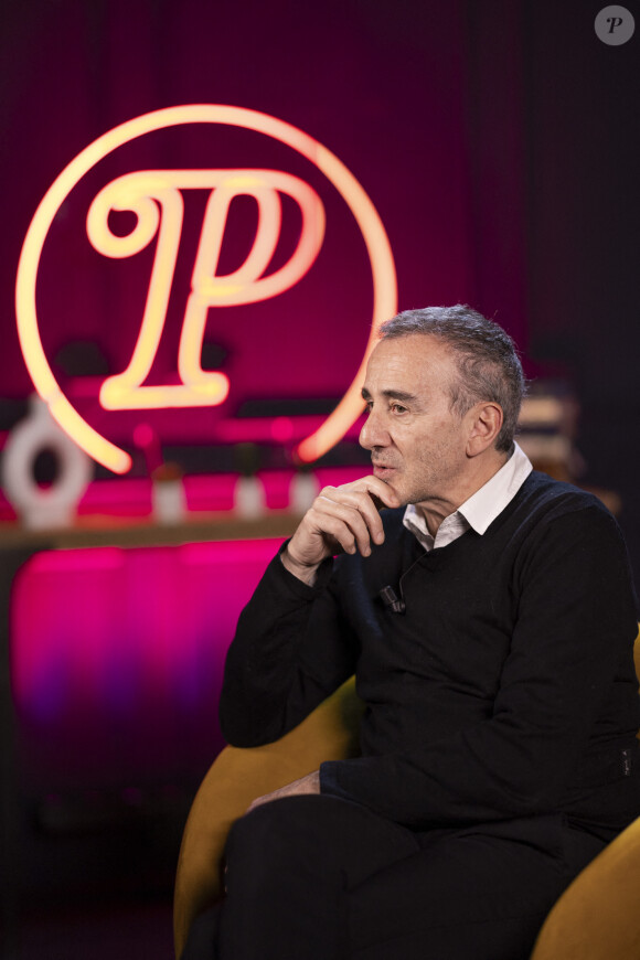 Elie Semoun dans l'émission de Purepeople, "En privé avec..."