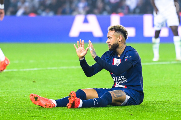 "En partenariat avec Fun Brands, nous lancerons ma gamme de cocktails et mocktails", explique-t-il sur ses réseaux sociaux
 
Neymar Jr - Match de Ligue 1 Uber Eats "PSG -OM" (1-0) au Parc des Princes à Paris le 16 octobre 2022.