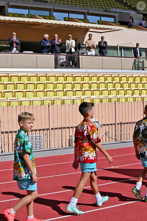 Jean Pierre Rives, le prince Albert II de Monaco, la princesse Charlene, Antoine Zeghdar et Gareth Wittstock - Le prince Albert II de Monaco et la princesse Charlene de Monaco ont assisté aux phases finales du 12eme Tournoi Sainte Devote au stade Louis II de Monaco, le 20 avril 2024.