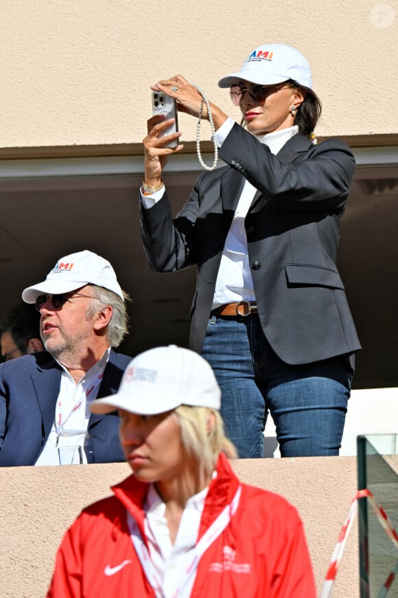 Sandra Murcia Robert, l'ambassadrice de l'association AMI, - Le prince Albert II de Monaco et la princesse Charlene de Monaco ont assisté aux phases finales du 12eme Tournoi Sainte Devote au stade Louis II de Monaco, le 20 avril 2024.