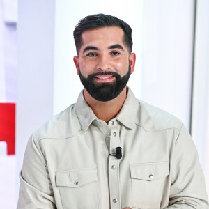 Il ne sera audtionné qu'une fois que son état de santé se sera nettement amélioré.
Exclusif - Kendji Girac lors de l'enregistrement de l'émission "Vivement Dimanche" au Studio Gabriel et diffusée le 30 octobre 2022 sur France 3. Photos du 16 octobre 2022. © Guillaume Gaffiot / Bestimage 