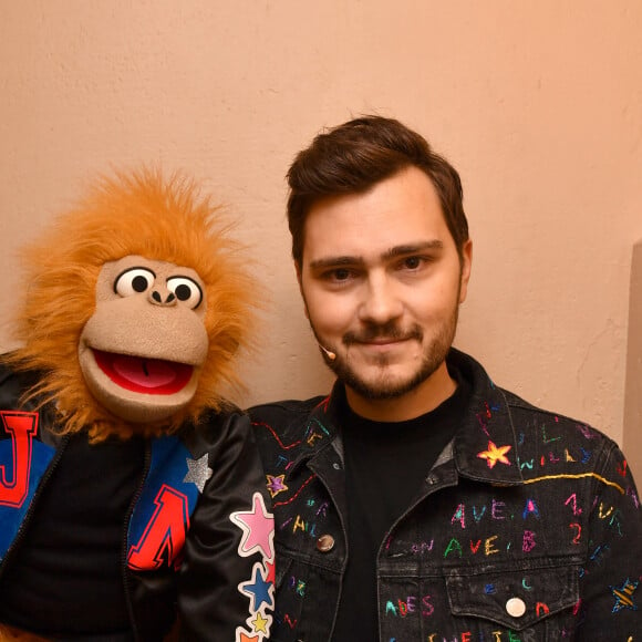 Jeff Panacloc et sa marionnette Jean-Marc lors de l'inauguration du théâtre du Palais des Glaces à Paris après des travaux de rénovation le 13 mars 2023. © Veeren / Bestimage