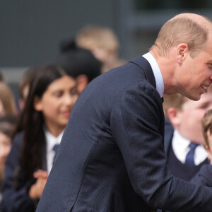 Le prince William de Galles en visite à la "St. Michael's High School" à Sandwell. Le 25 avril 2024 