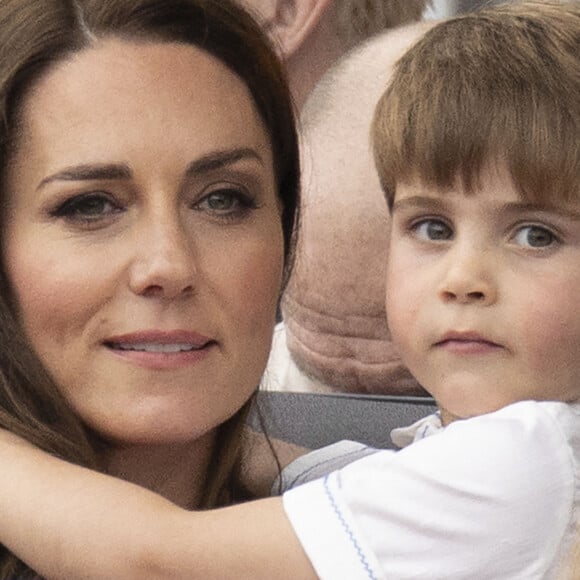 Kate Middleton et le prince Louis regardent le spectacle du Platine depuis la loge royale, le dernier jour des célébrations du Jubilé de Platine à Londres, au Royaume-Uni, le 5 juin 2022. Photo par Stephen Lock / i-Images/ABACAPRESS;COM