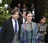 Un bel événement qui a fait la Une de la presse espagnole !
Álvaro Falcó et Isabelle Junot à la sortie de l'église à Madrid (Espagne)
