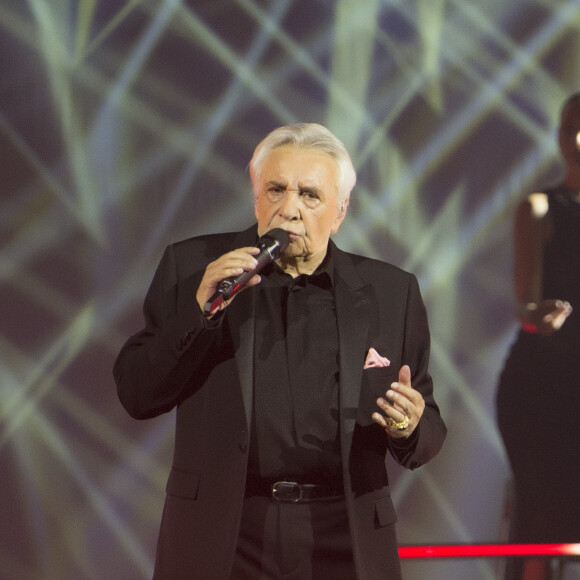 La lignée des artistes de la famille de Michel Sardou s'est agrandie !
Michel Sardou lors de la première date de sa dernière tournée