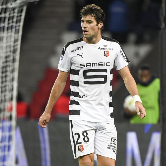 "Beaucoup de choses lui sont tombées dessus, qu'il n'avait pas demandées", ajoute Bafétimbi Gomis
 
Yoann Gourcuff - Psg-Rennes au Parc des Princes à Paris le 6 novembre 2016. (victoire 4-0 du Psg) © Pierre Perusseau/Bestimage